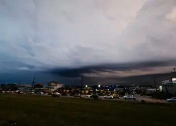 Ciclone extratropical aumenta risco de temporais no Sul; Paraná terá mudança no fim de semana