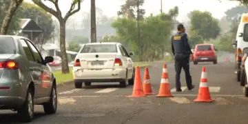 Câmara cobra dados sobre fiscalização do transporte irregular em Foz do Iguaçu