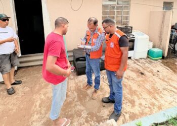 Com mais de 50 destelhamentos, Prefeitura faz força-tarefa para atender moradores afetados pelas chuvas em Cascavel