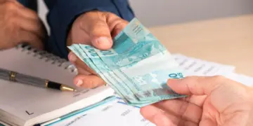 Quando o salário vira garantia