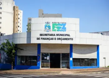 Prefeitura de Foz limita despesas em R$ 29,3 milhões para equilibrar contas em 2026