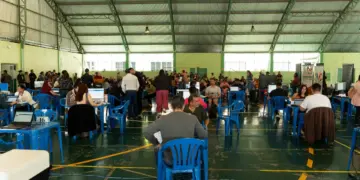 Serviços gratuitos do programa “Foz Exercendo a Cidadania” seguem até sábado no Jardim Panorama