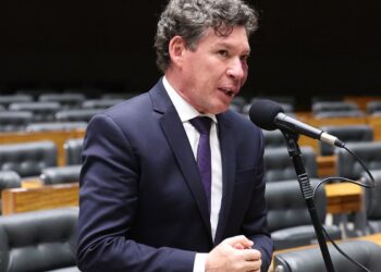 Hugo Motta indica presidente da comissão da MP da Taxa das Blusinhas
