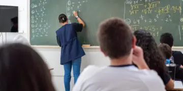 Inscrições para PSS de professores da rede estadual do Paraná terminam no dia 24