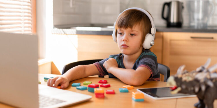 Projeto propõe plataforma digital de apoio a pessoas com autismo