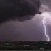 Paraná tem dois alertas de tempestade com risco de granizo e ventos de até 100 km/h