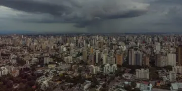 Paraná terá chuva no fim de semana, com temporais mais fracos e queda nas temperaturas