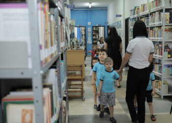 Feira do Livro terá oficinas, troca de obras e atividades culturais na Praça da Paz