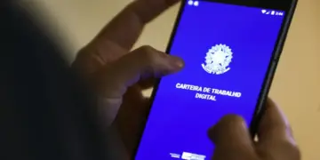 Agência do Trabalhador de Foz oferece 743 vagas em 160 funções