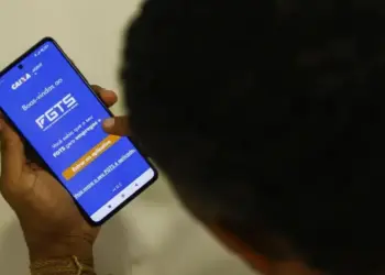 Trabalhadores de 24 municípios do Paraná podem sacar até R$ 6.220 do FGTS após temporais