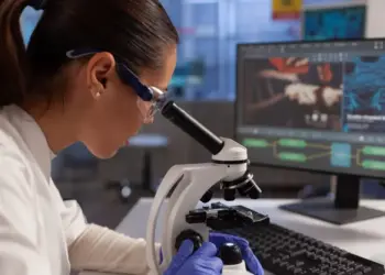 Foz do Iguaçu recebe dois congressos de Biomedicina com expectativa de 2 mil participantes