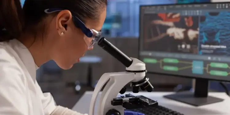 Foz do Iguaçu recebe dois congressos de Biomedicina com expectativa de 2 mil participantes