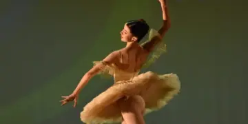 Festival de Dança leva jovens bailarinos ao palco em dois dias de Mostra Junior em Cascavel