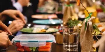 Projeto garante às pessoas com necessidades alimentares específicas o direito de levar alimentos a estabelecimentos