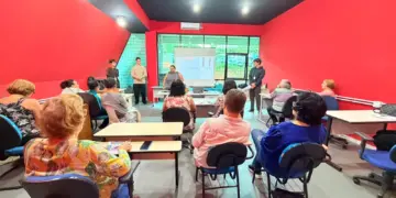 Alunos 60+ começam curso de inclusão digital e segurança no uso das novas tecnologias