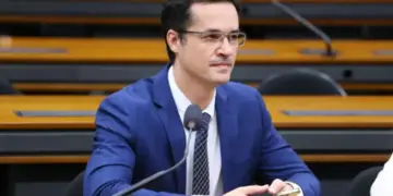 Associação Comercial do Paraná questiona suspensão da campanha de Deltan Dallagnol em carta aberta