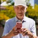 Foz Conecta 60+ oferece curso gratuito de inclusão digital para pessoas idosas