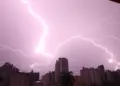 Sábado amanhece com Paraná e Defesa Civil em alerta para tempestades
