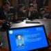 Belga que descobriu menor partícula do universo recebe Nobel da Física