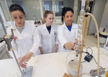 Estudantes e pesquisadores podem se inscrever para experiência em quatro países