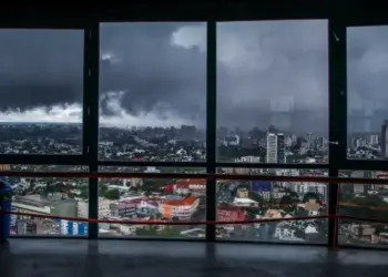 Chuva deve superar a média histórica em outubro no Paraná